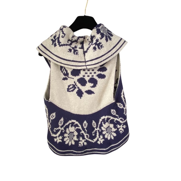 H&M Chic Navy and White Floral Sweater Vest Size 10-12 Y - Picture 2 of 8
